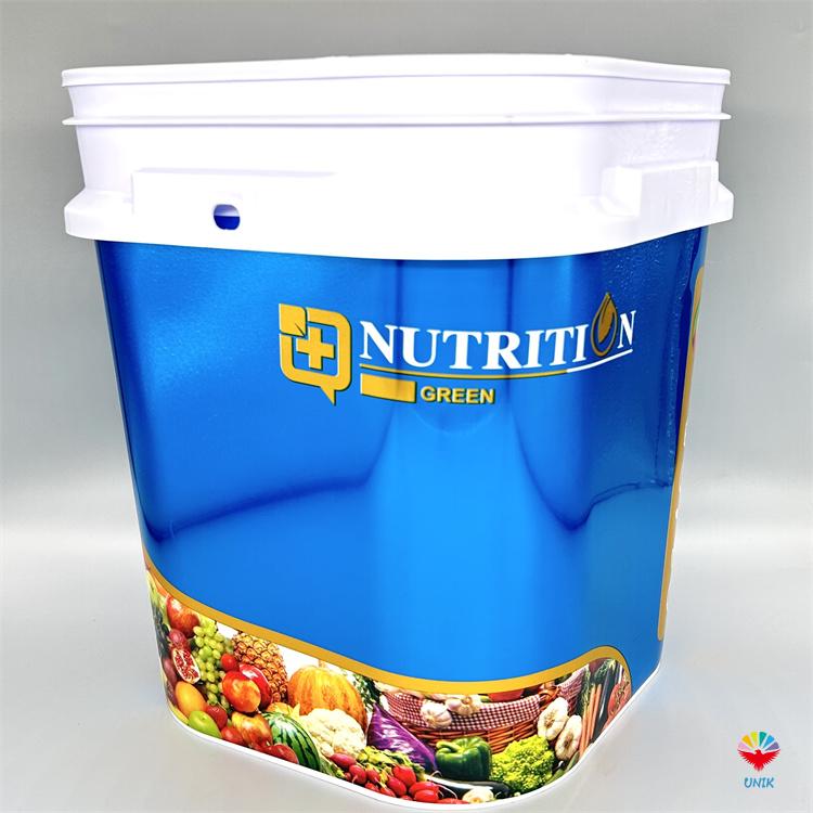 Metal substitute + versatile packaging production process = in-mold labeling